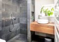 Phòng tắm hẹp và vuông có nên chọn gạch 40x80 không ?